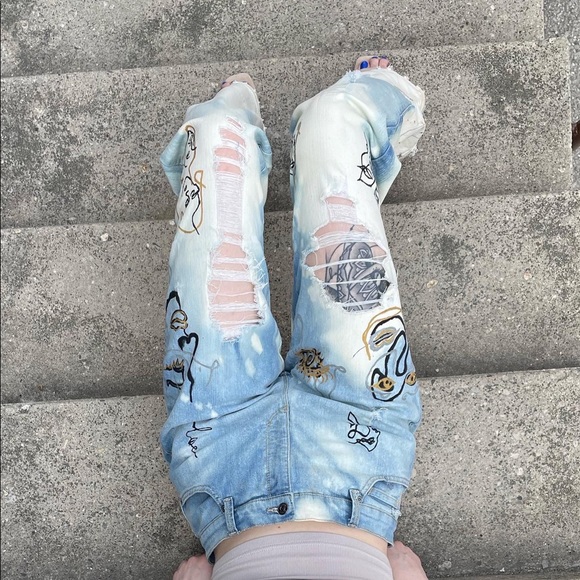 Hand Painted Distressed Denim - Picture 6 of 7